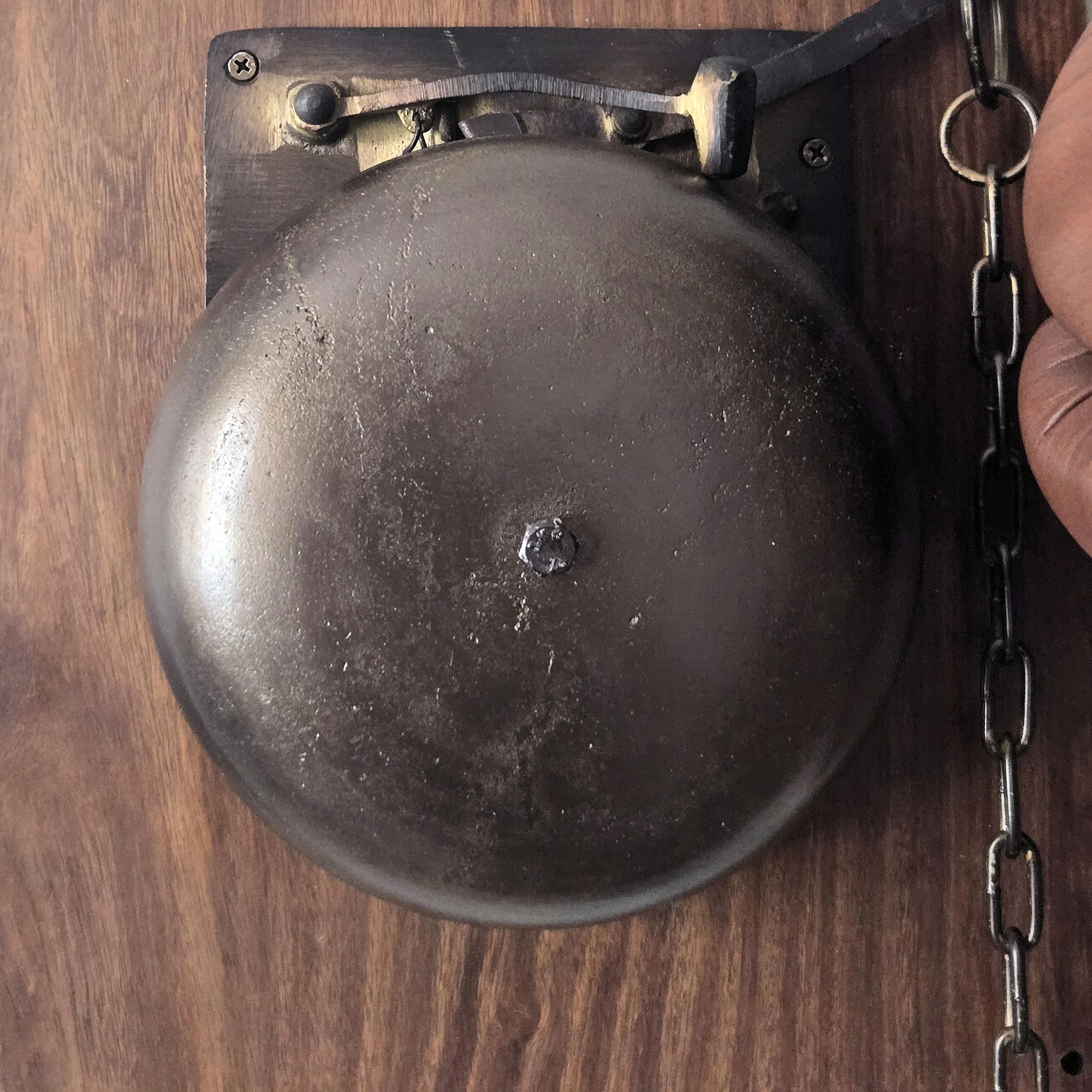 Large Distressed Brass Ringside Boxing Bell On Plaque - Image 3