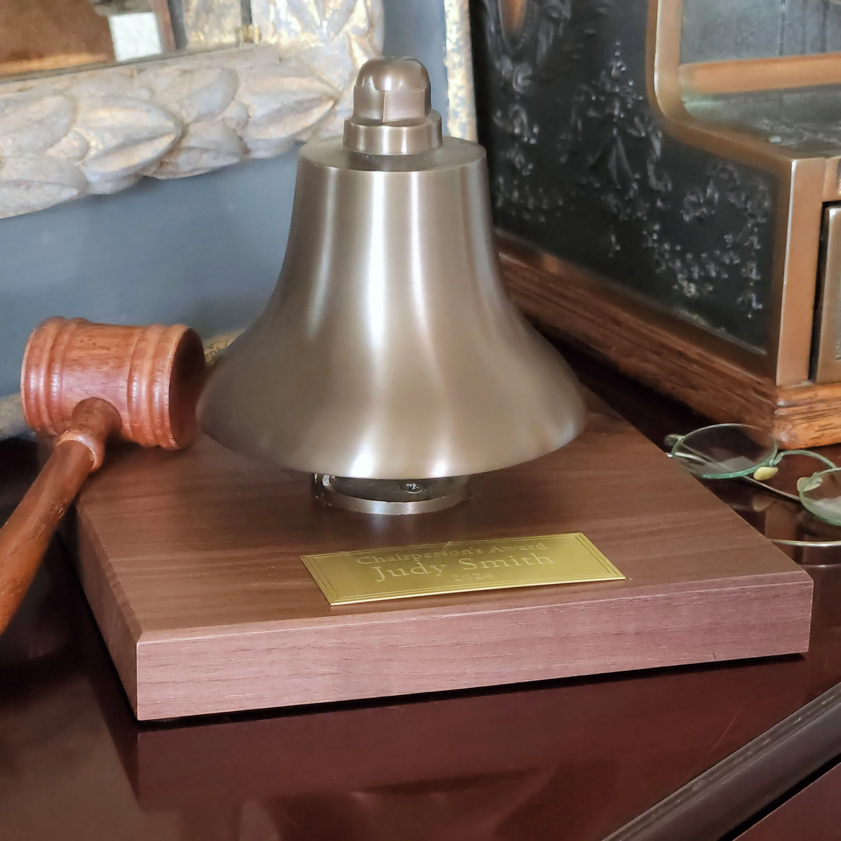 Medium Deluxe Engravable Antiqued Brass Stock Market Bell - Image 3